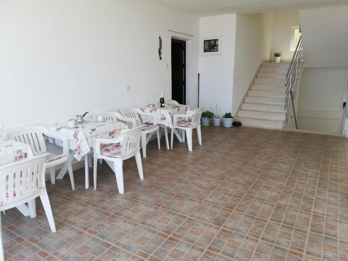 Apartments Aniko Saric Tučepi Kültér fotó